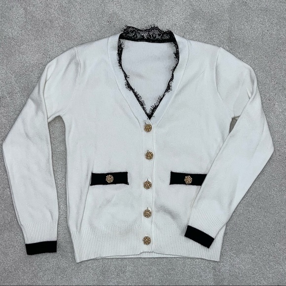 BRAND NEW Classy Short Cardigan - Picture 2 of 2